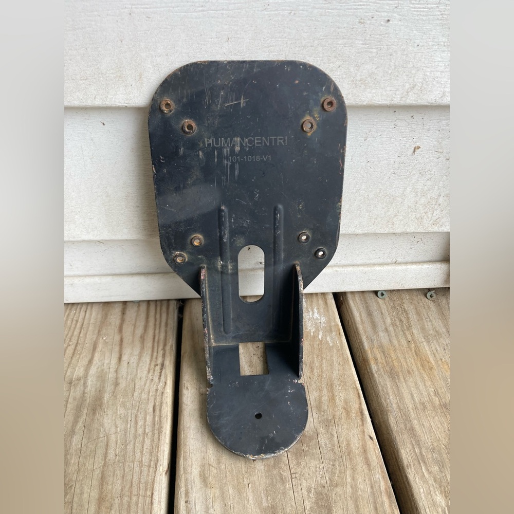 HumanCentric 101-1018-V1 VESA Mount